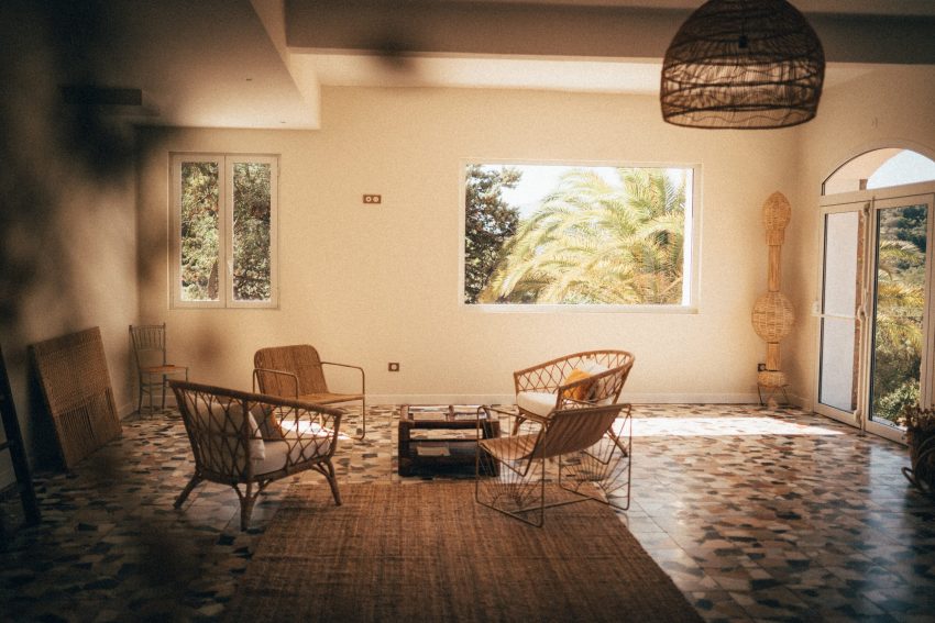 casa arredata in stile shabby chic