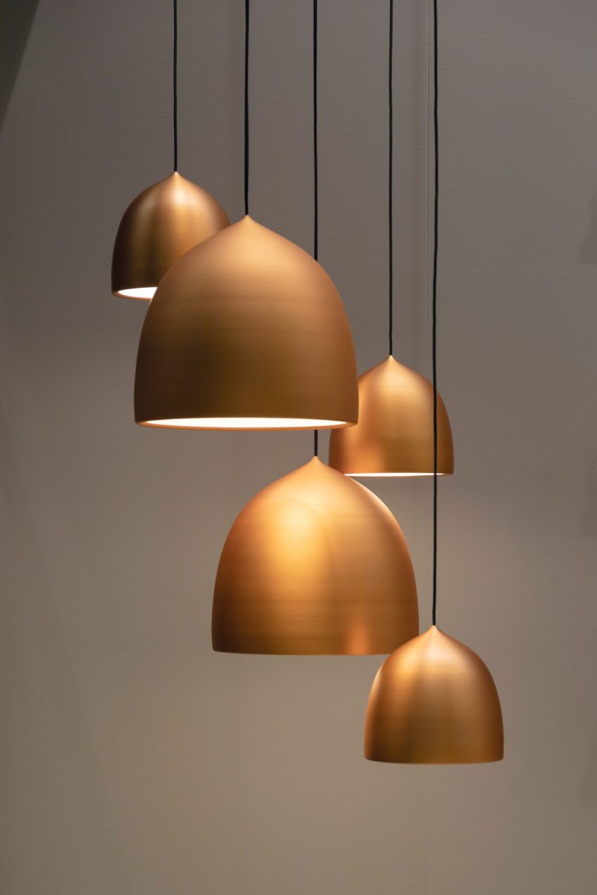 lampade pendenti dal soffitto